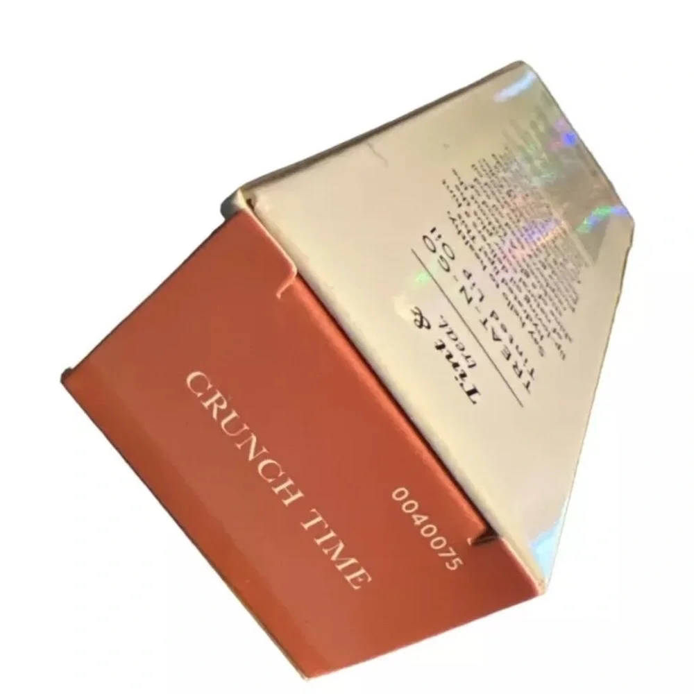 New! Laura Geller Treat-n-Go Tinted Lip Oil in Crunch Time
